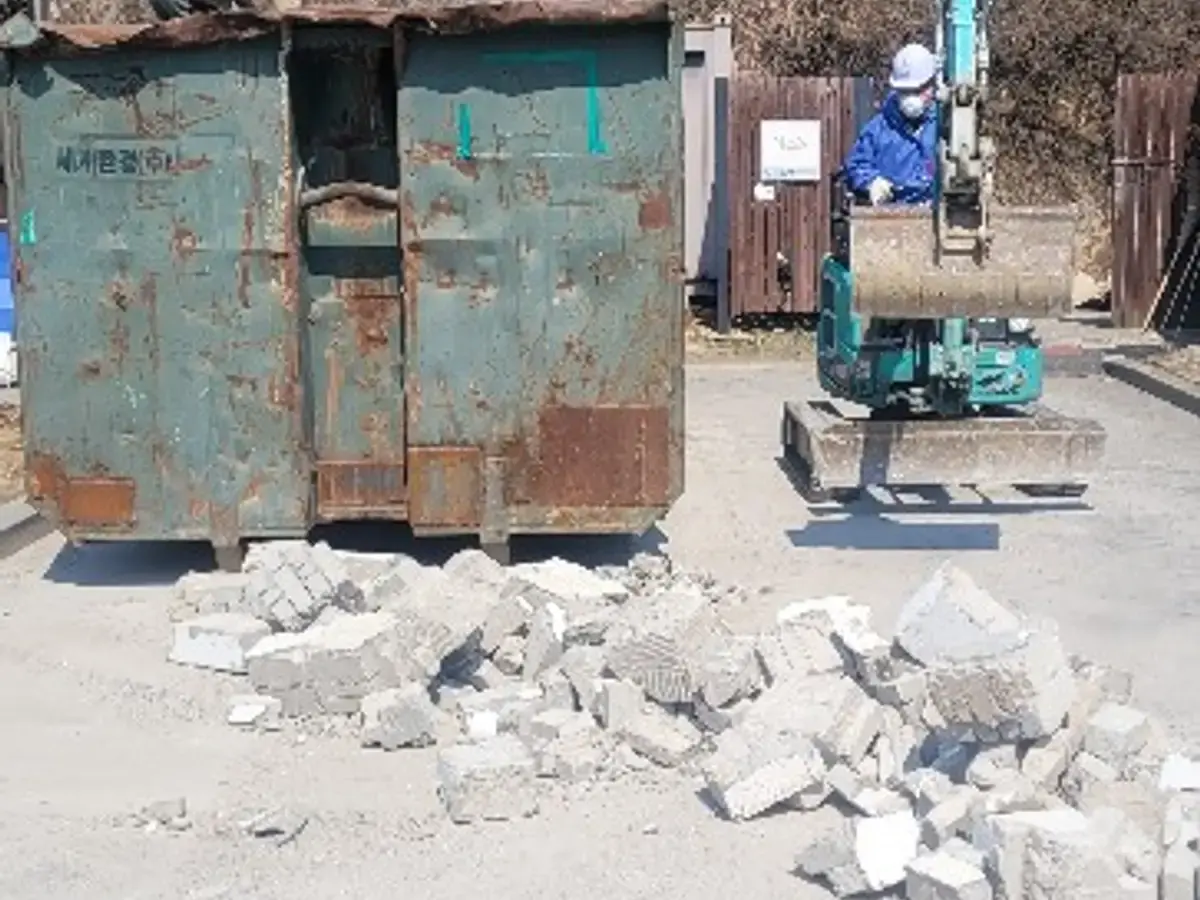 인천 남동 창고 해체 공사 전문 현장 사진 9